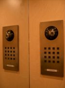 Vidéo parlophonie Steel inox dans un ascenseur pour la délégation du Danemark